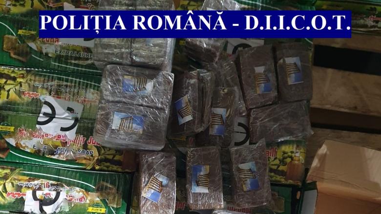 Droguri de 80 de milioane de euro, ascunse printre cutii cu săpun organic în Portul Constanța - 1-1598976076.jpg