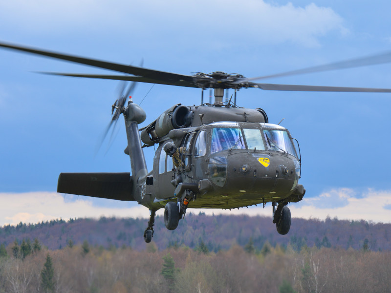 România va găzdui un Centru de Echipare și Întreținere a elicopterelor civile și militare Black Hawk - 1-1599152732.jpg