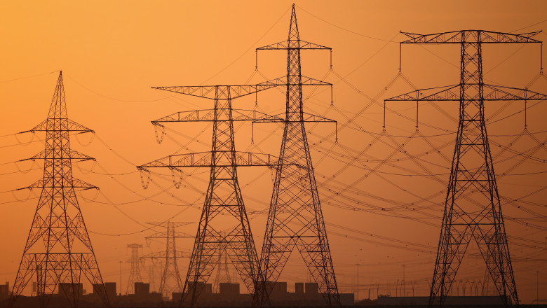 Consumul de electricitate al ţării a atins marţi cel mai mare nivel din acest an - 1-1607525432.jpg