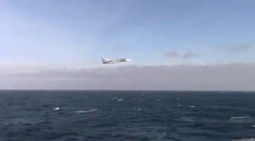 VIDEO. Un avion de luptă rusesc a zburat în apropiere de USS Donald Cook în Marea Neagră - 1-1612192870.jpg