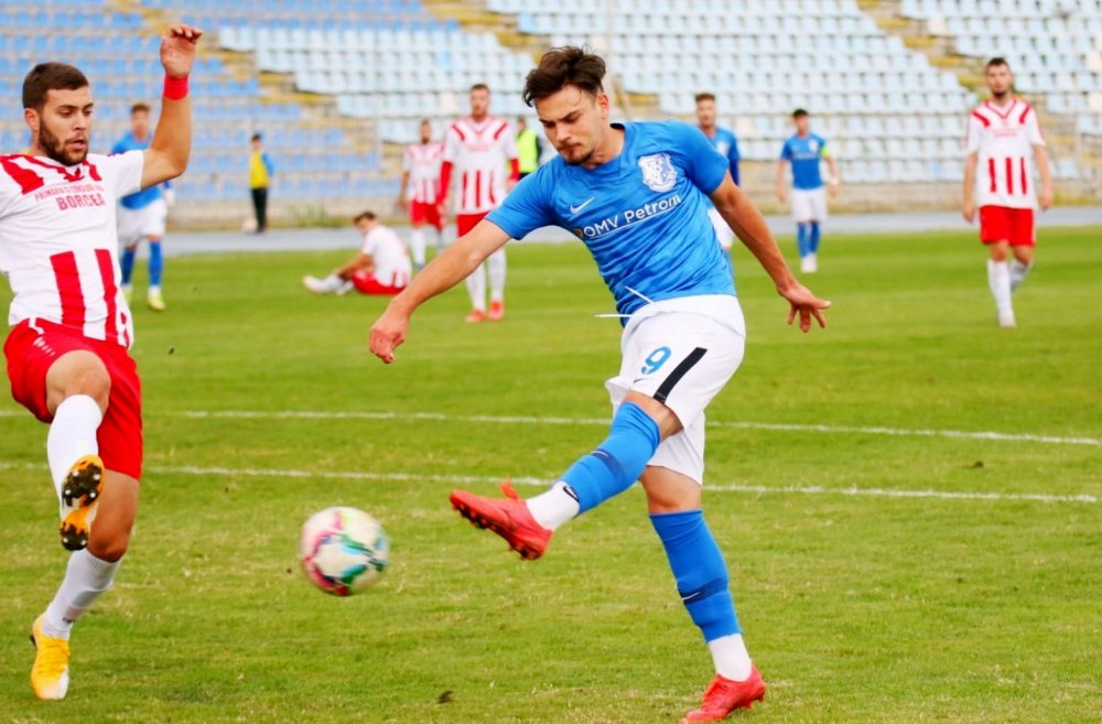FCV Farul II, cinci goluri marcate în derby-ul cu Agricola Borcea - 1-1633257732.jpg