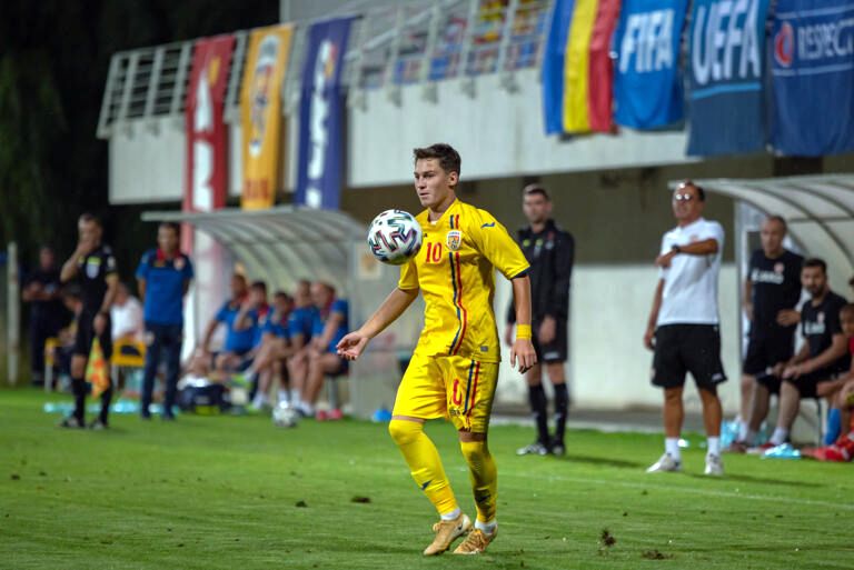 Fotbal / Tricolorii U17 încep drumul către EURO 2022. Şapte jucători de la Farul în lotul României - 1-1634559849.jpg