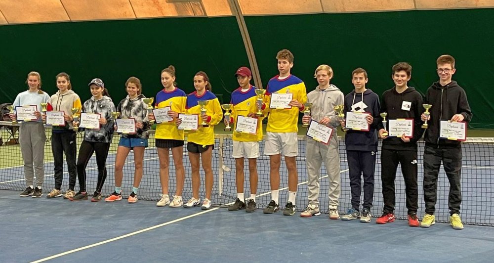 Iris Zbrancă, de la LPS Constanţa, vicecampioană naţională la tenis juniori U16 - 1-1642507552.jpg