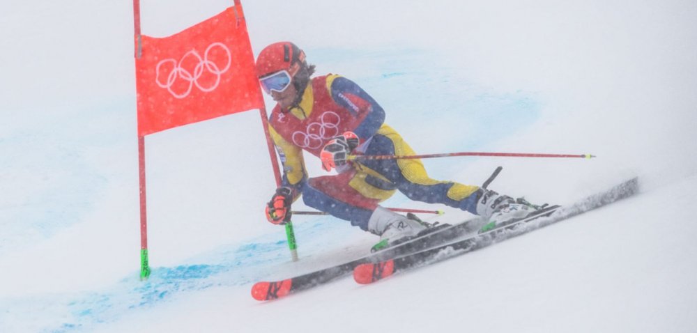 JO de iarnă 2022 / Schi alpin, slalom uriaș. Ninsoarea şi ceaţa, principalii adversari ai lui Alexandru Ștefănescu - 1-1644753529.jpg