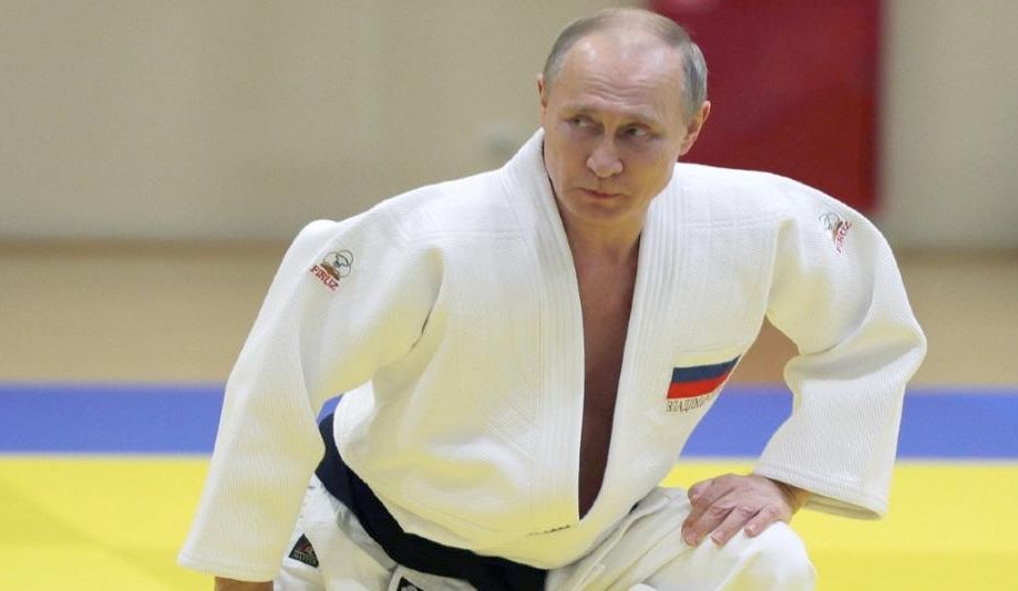 Judo / Vladimir Putin, suspendat din funcţia de preşedinte de onoare al federaţiei internaţionale - 1-1645961605.jpg