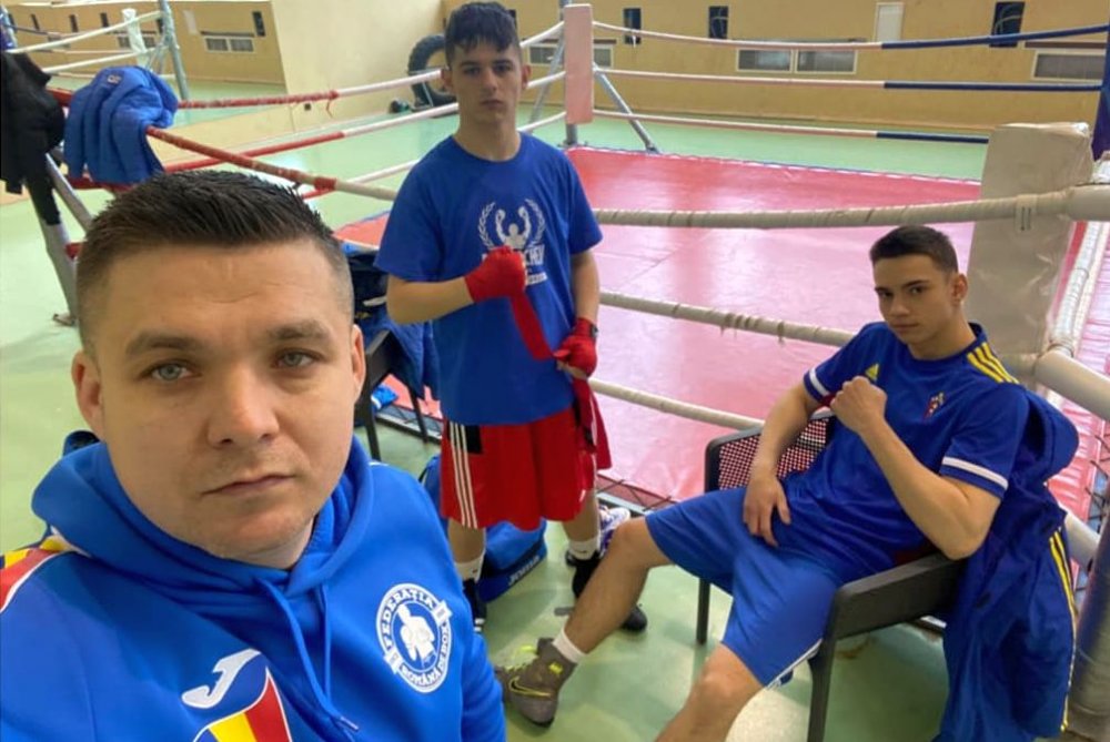 Box / Trei pugilişti români s-au oprit în semifinalele turneului internaţional Memorial „Emil Jechev” de la Sofia - 1-1646902152.jpg