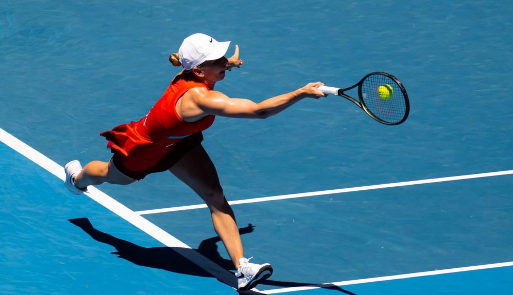 Tenis / Simona Halep a părăsit Top 20 WTA, dar e în continuare lider al 