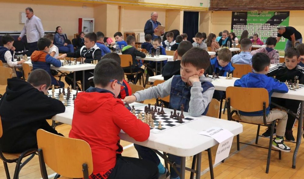 Campionatul Judeţean de Şah al Constanţei, în premieră la Năvodari - 1-1652877657.jpg