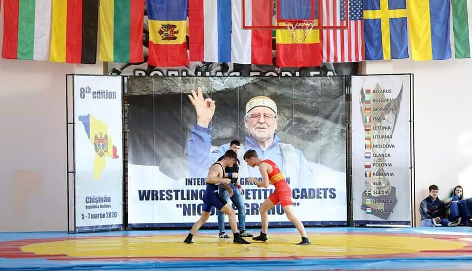 Lupte / Cadeţii de la greco-romane, pe podiumul Turneului Internațional „Nicolae Gherhov” - 1-1654082530.jpg