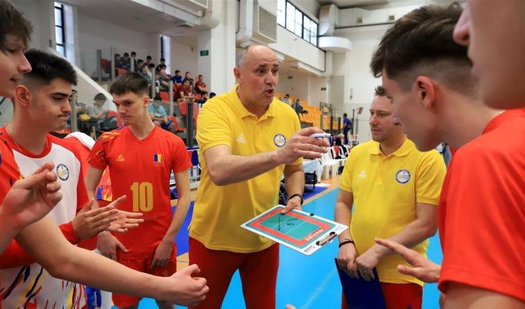 Volei / Naționala de juniori U18 a României debutează la Campionatul Balcanic de la Novi Sad - 1-1656425391.jpg