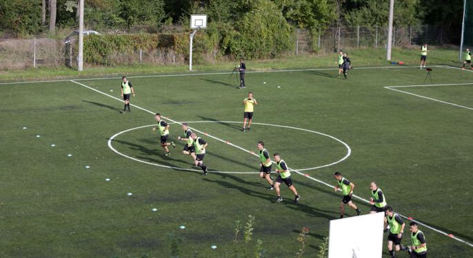 Fotbal / Seminar cu arbitrii de Liga I și testare fizică la Mogoșoaia - 1-1664521810.jpg