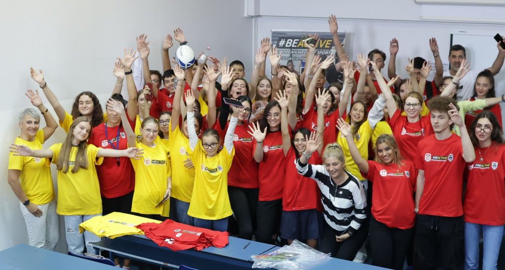 Săptămâna Europeană a Sportului / „Tinerii și Stilul de Viață Sănătos”, la Facultatea de Educație Fizică - 1-1664544149.jpg