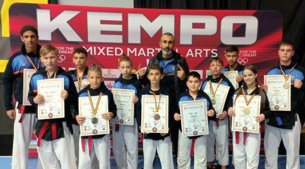 Kempo / Victorioşi la Sala Apollo! Sportivii de la CS Medgidia, opt medalii la Cupa României - 1-1667815042.jpg