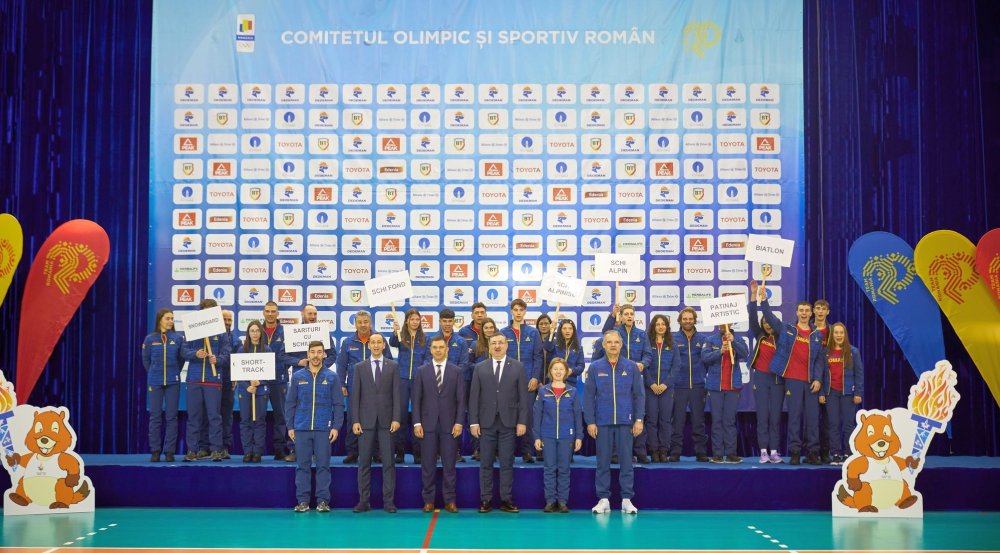 Olimpism / Echipa care va reprezenta România la Festivalul Olimpic al Tineretului European, prezentată oficial, la Izvorani - 1-1674132324.jpg