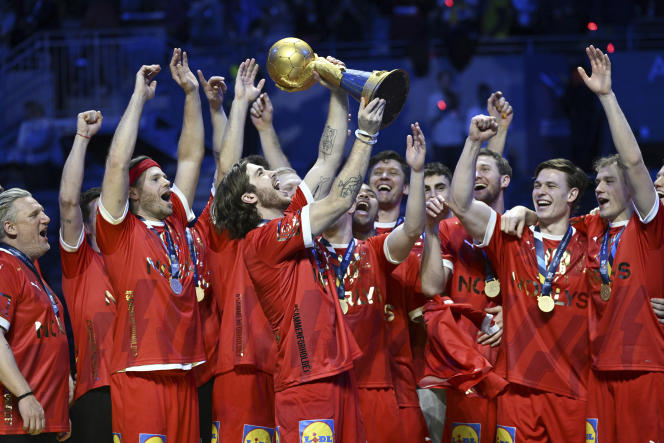 Handbal / Triplă istorică. Danemarca a câştigat finala Campionatului Mondial - 1-1675063193.jpg