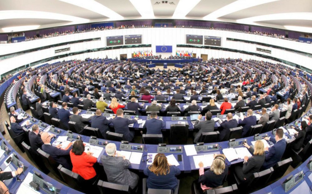 Parlamentul European solicită ajutor militar pentru Ucraina atât timp cât este necesar - 1-1676623322.jpg