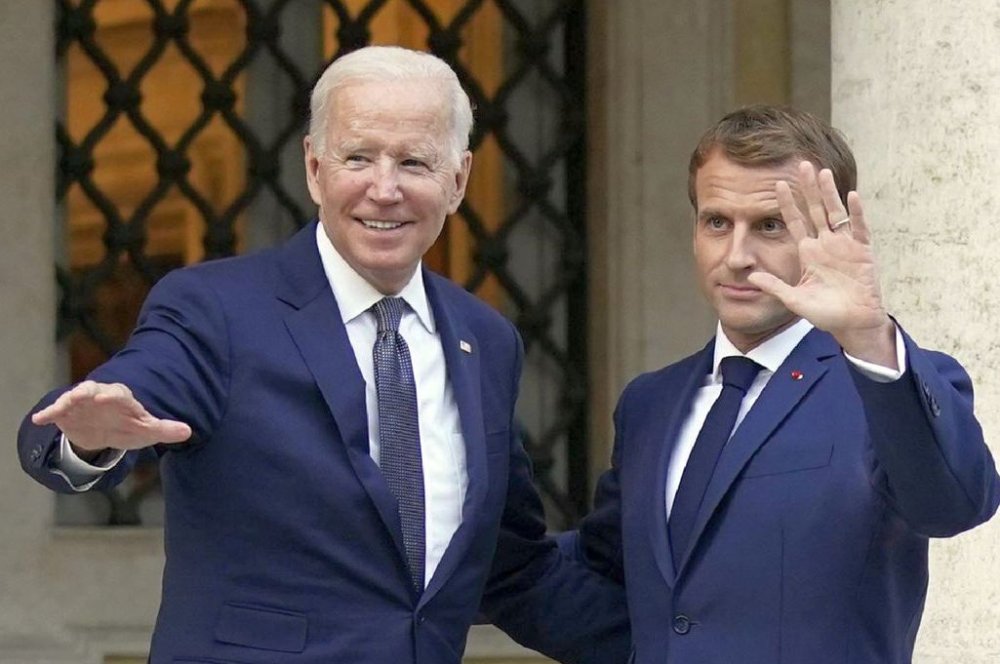 Preşedinţii Biden şi Macron au discutat despre principalele subiecte de politică externă - 1-1678267229.jpg