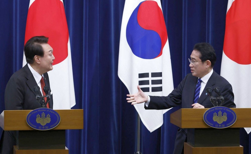 Coreea de Sud va „normaliza” un acord militar cu Japonia, pe fondul unei apropieri diplomatice - 1-1679215363.jpg