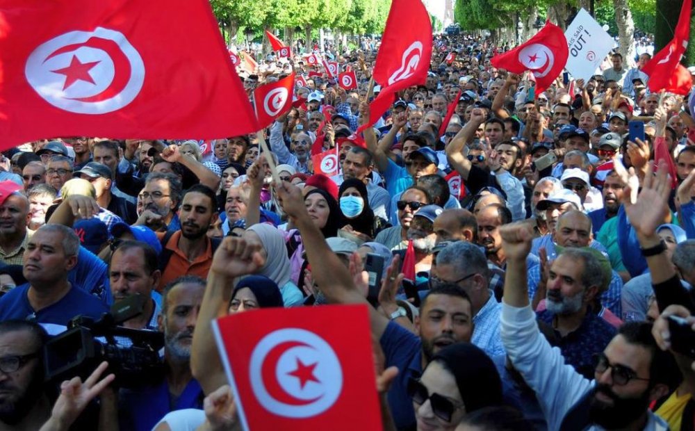Uniunea Europeană se teme de un colaps al Tunisiei - 1-1679385001.jpg