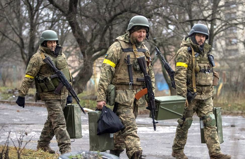 Ucraina se pregăteşte de contraatac, în timp ce Rusia trece în defensivă - 1-1682491555.jpg