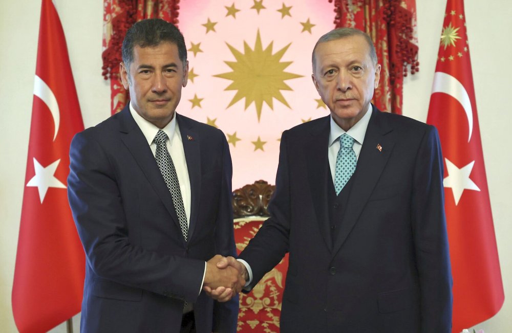 Alegeri prezidenţiale în Turcia. Sinan Ogan îl va susţine pe Erdogan în turul al doilea - 1-1684821781.jpg