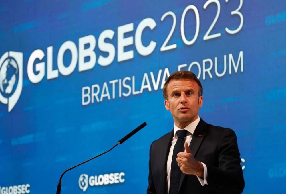 Emmanuel Macron cere NATO garanţii de securitate pentru Ucraina - 1-1685601121.jpg