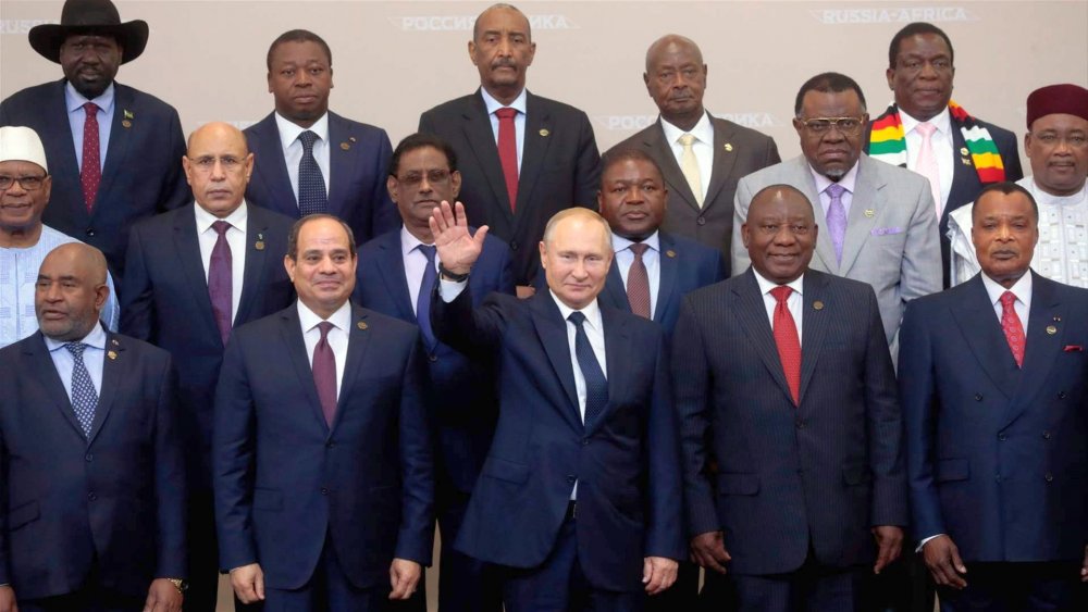 Preşedintele rus Vladimir Putin prezidează prima zi a summitului Rusia-Africa de la Sankt Petersburg - 1-1690447483.jpg