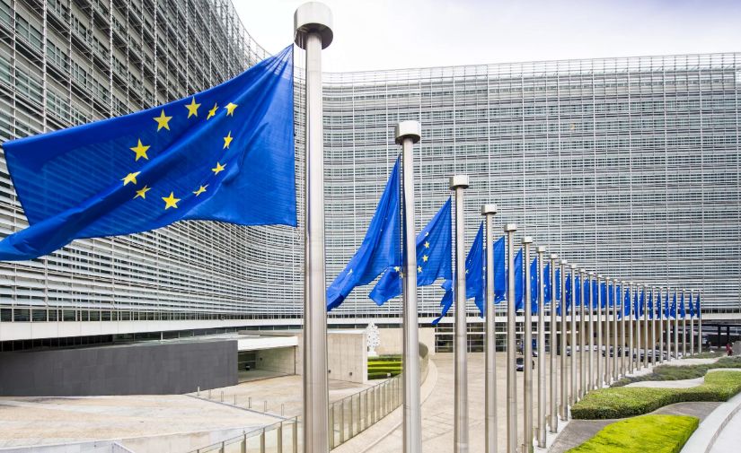 Comisia Europeană a cheltuit aproape 3 milioane de euro pentru fotografii şi imagini video cu comisarii săi - 1-1691739000.jpg