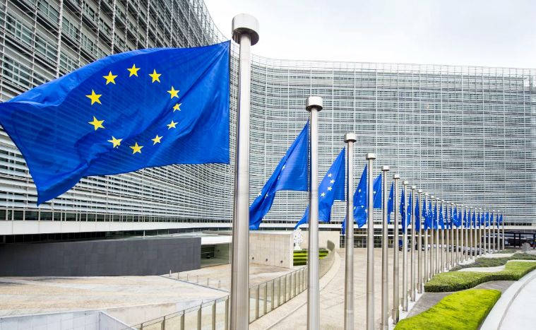 Comisia Europeană redirecţionează pentru cooperarea cu Ucraina şi Republica Moldova fonduri destinate iniţial cooperării cu Rusia şi Belarus - 1-1692278266.jpg