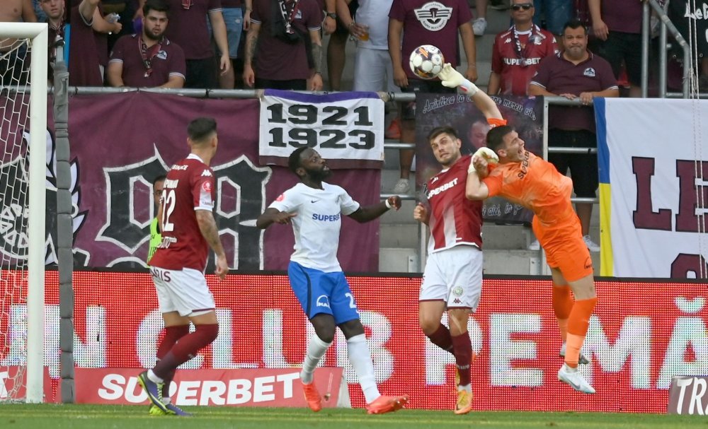 FC Farul, a treia înfrângere consecutivă în Superligă: 1-3 cu Rapid, în Giuleşti - 1-1692602646.jpg