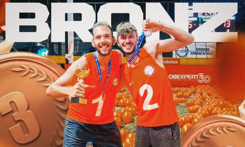Constănţenii Andrei Grigore și Eduard Popa, medaliaţi de bronz la Campionatul Național de volei pe nisip Brizo 2023 - 1-1692699110.jpg
