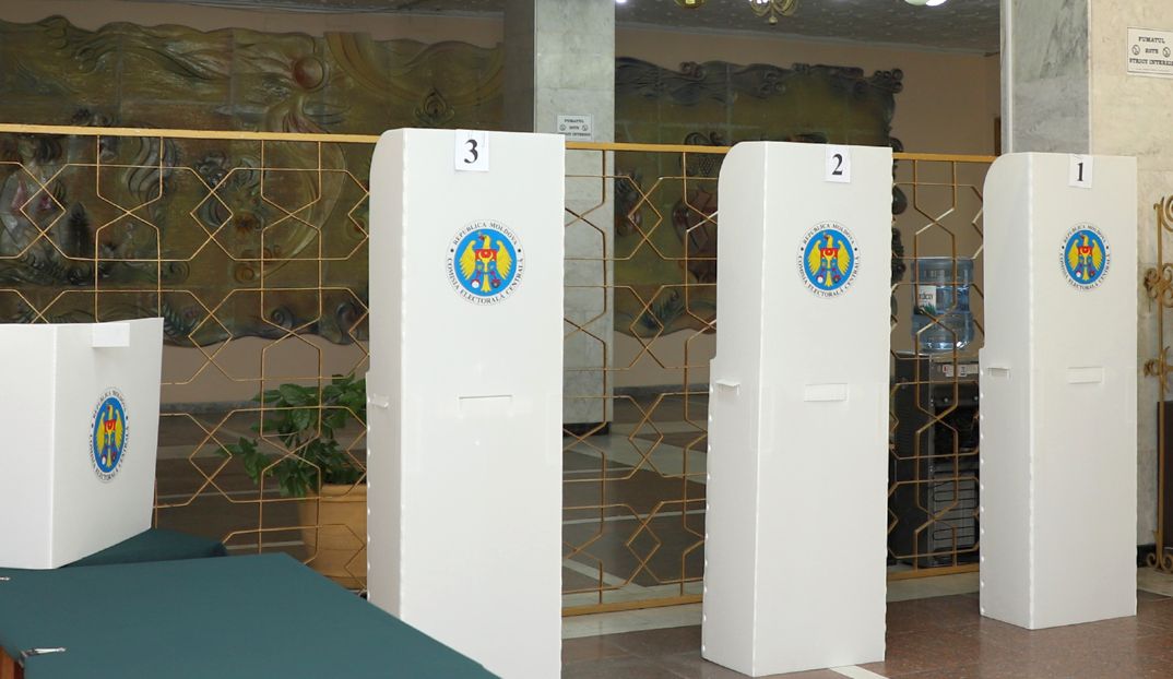 Alegeri în Republica Moldova. Electoratul, chemat la urne pentru alegerea primarilor şi consilierilor locali - 1-1699174091.jpg