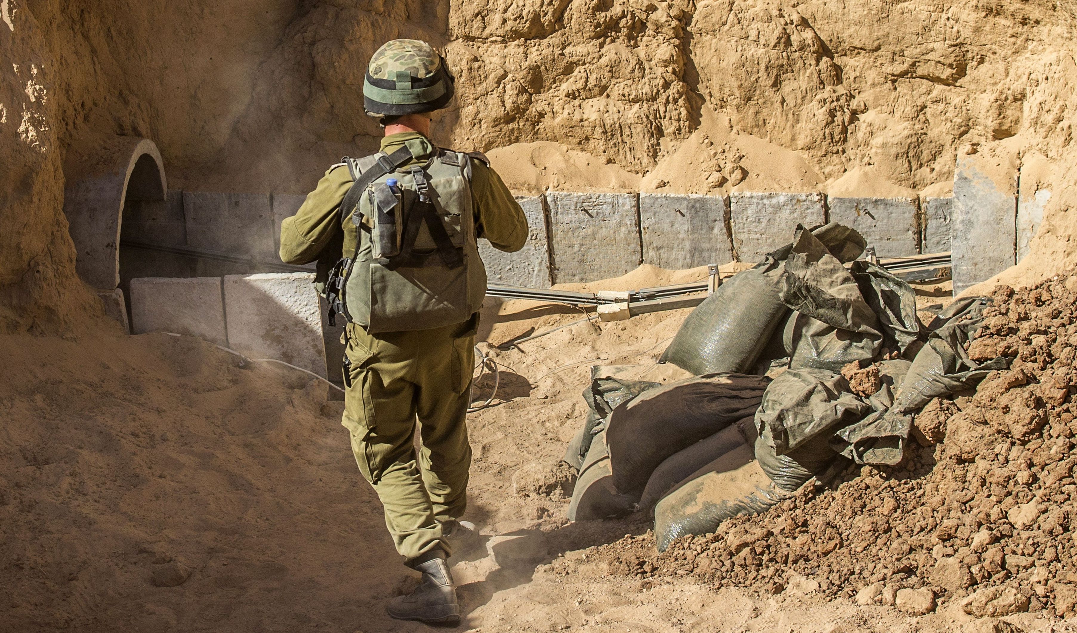 Armata israeliană a distrus 130 de tuneluri ale Hamas în Fâşia Gaza - 1-1699526067.jpg