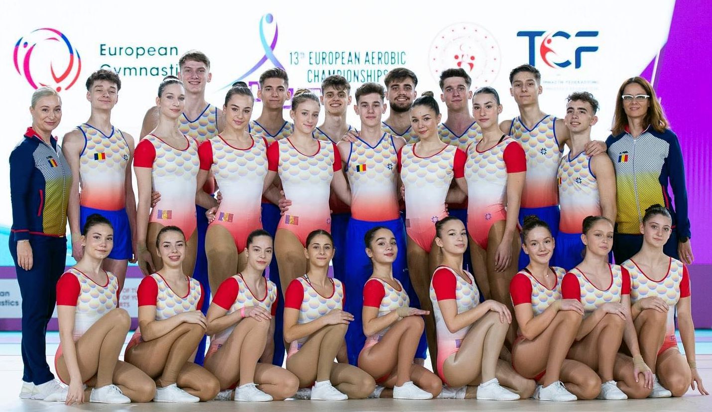 Aur şi argint pentru România, la Campionatele Europene de gimnastică aerobică de la Antalya - 1-1700388267.jpg