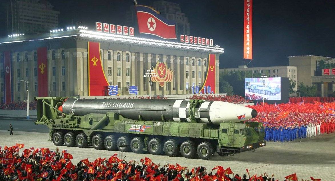 Coreea de Nord îşi întăreşte prezenţa militară la graniţă după lansarea unui satelit spion - 1-1700813687.jpg
