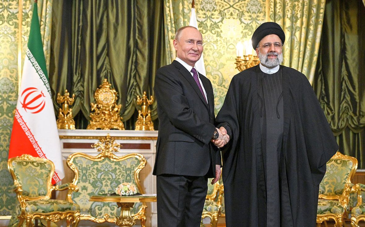 Preşedintele iranian, primit la Kremlin. Putin elogiază relaţiile dintre Moscova şi Teheran - 1-1702025776.jpg