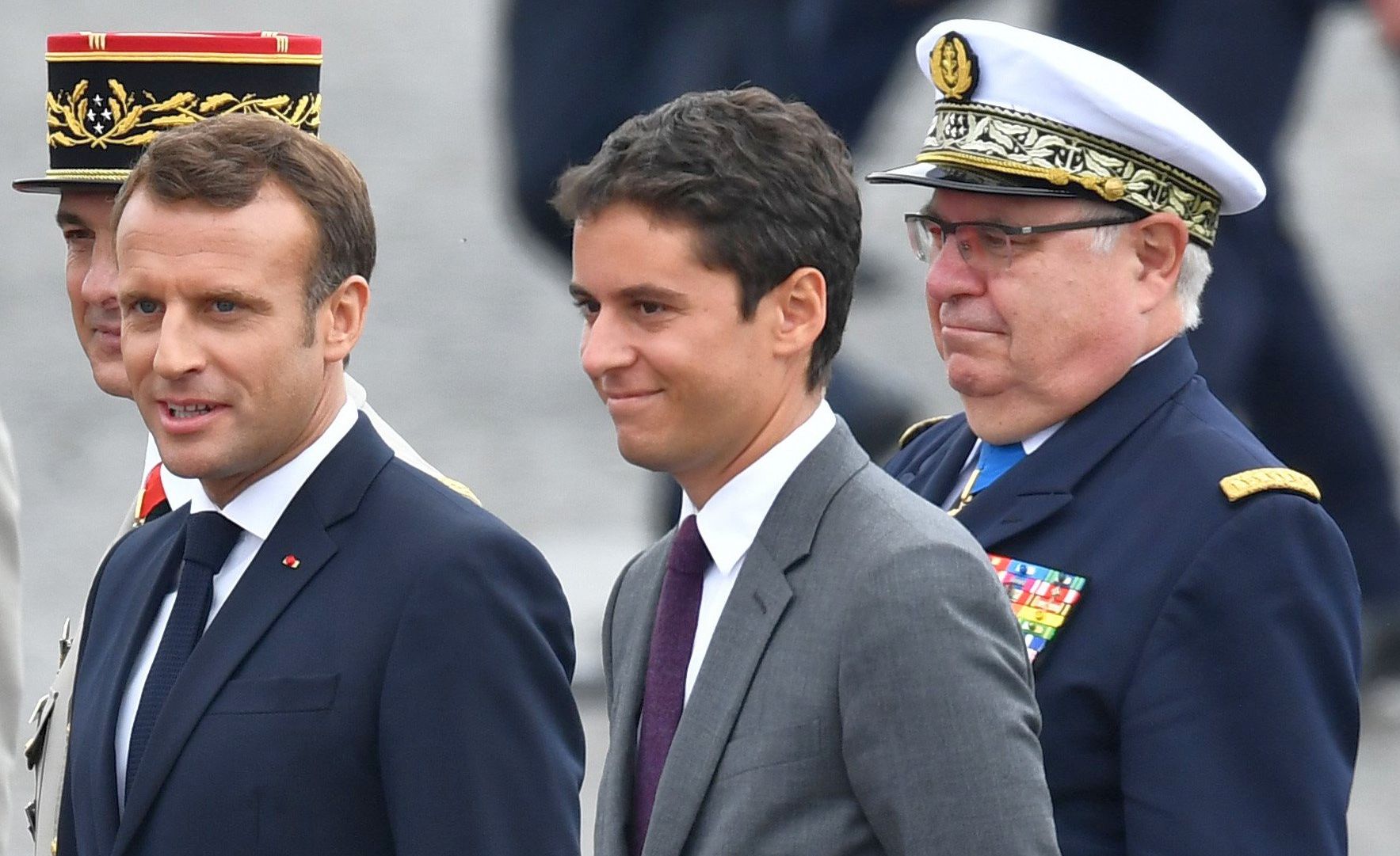 Gabriel Attal a devenit, la 34 de ani, cel mai tânăr prim-ministru al Franţei - 1-1704878309.jpg