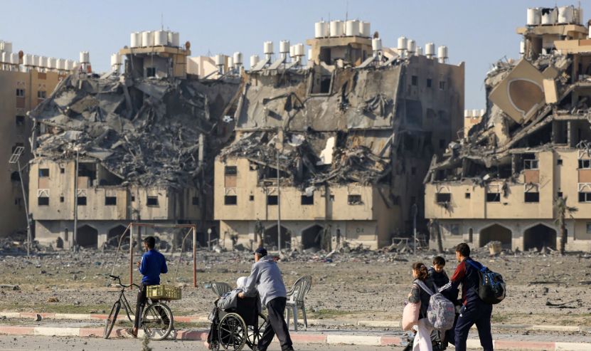 Peste jumătate dintre clădirile din Fâşia Gaza, avariate sau distruse de la începutul conflictului - 1-1706689048.jpg