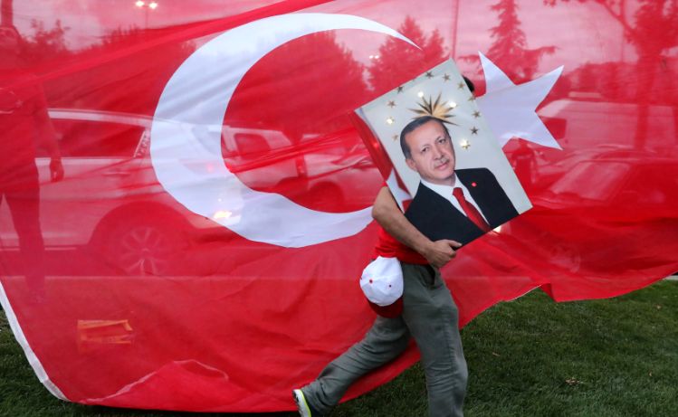 Recep Erdogan vorbeşte despre „boala aroganţei” după eşecul din alegerile municipale - 1-1712217140.jpg