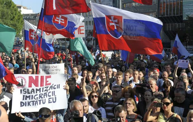 Slovacia refuză să implementeze noul sistem pentru migraţie al Uniunii Europene - 1-1713335743.jpg