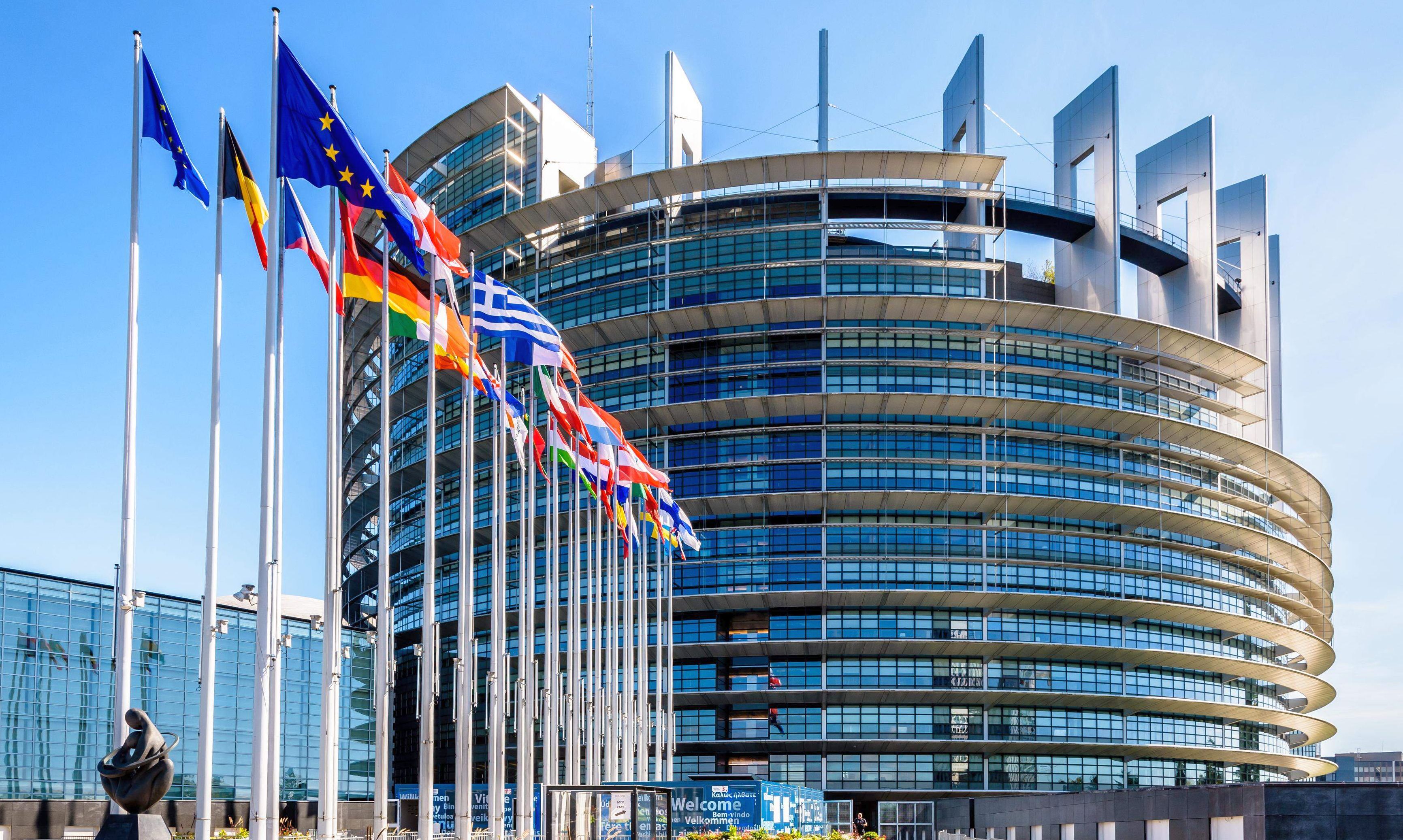 Parlamentul European a adoptat noi norme ale UE pentru combaterea spălării banilor - 1-1714031555.jpg