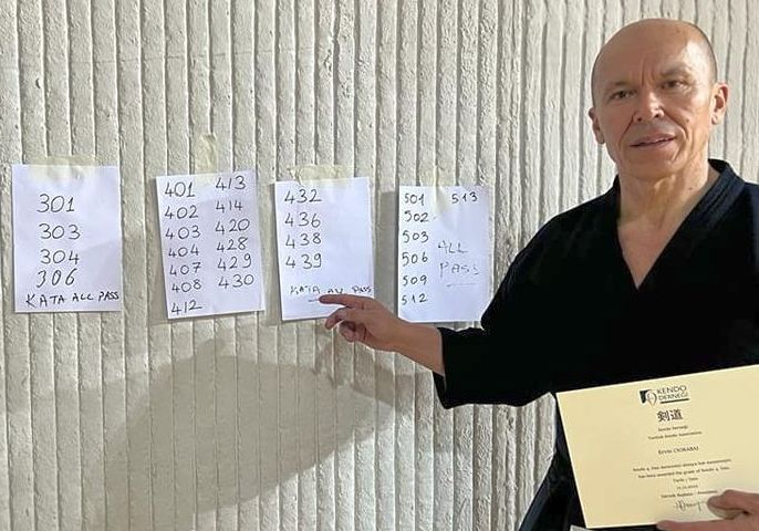 Ervin Ciorabai, de la Sobukan Constanţa, a promovat examenul de 4 DAN kendo - 11-1671012824.jpg