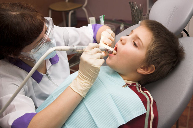 Aparate dentare pentru copiii din județul Constanța - 111copiidinti-1315428900.jpg