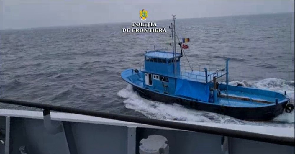 VIDEO / Focuri de armă pe mare. Pescador turcesc, depistat în zona economică exclusivă a României - 12-1615806137.jpg
