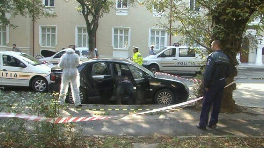 Descoperire șocantă a polițiștilor din Constanța. Șofer mort la volan, pe strada Traian - 12045782962577320476593396868936-1444209124.jpg