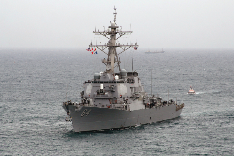 Distrugătorul american USS Carney, în escală în Portul Constanța - 1397297-1477386938.jpg
