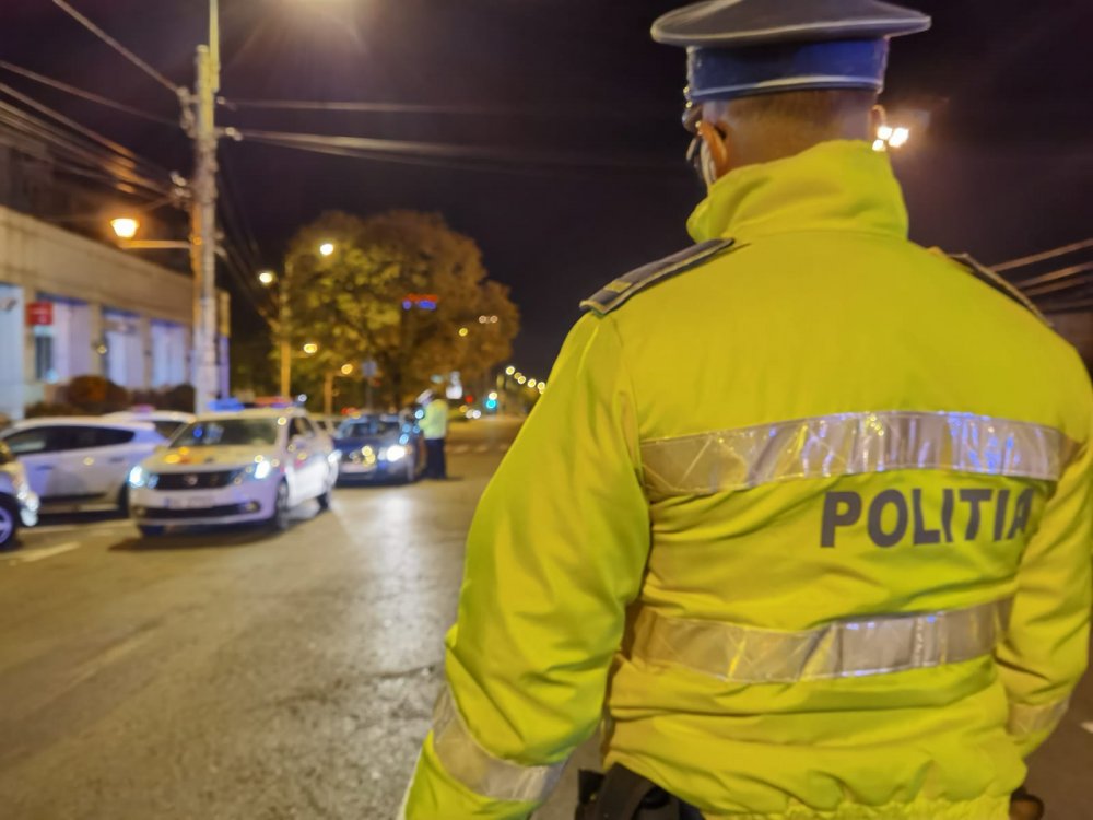 Polițiștii din Constanța dau amenzi, în miez de noapte! - 13novcovidverificari-1605260649.jpg