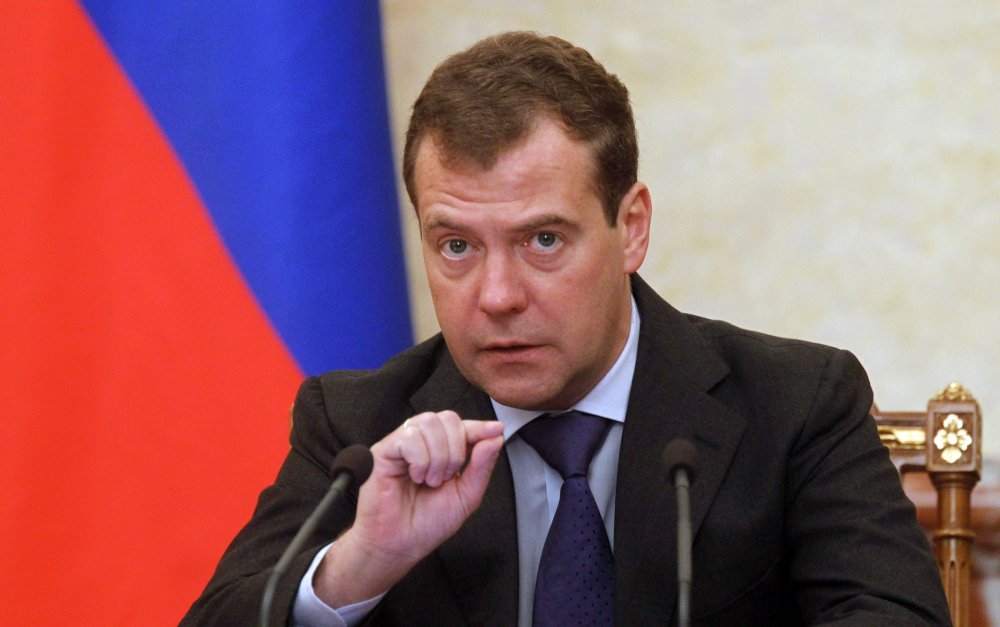 Dmitri Medvedev: Armele nucleare ale Rusiei împiedică Occidentul să îi declare război - 140122184610amandmitrymedvedev-1672039546.jpg