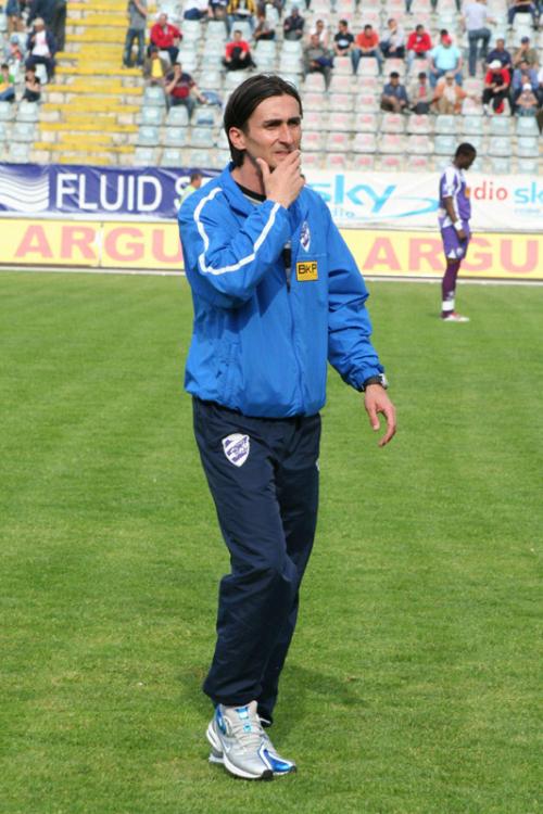 Valentin Velcea, antrenor interimar la FC Timișoara - 145bce9926e5e1adbddd13d9ee519c3e.jpg