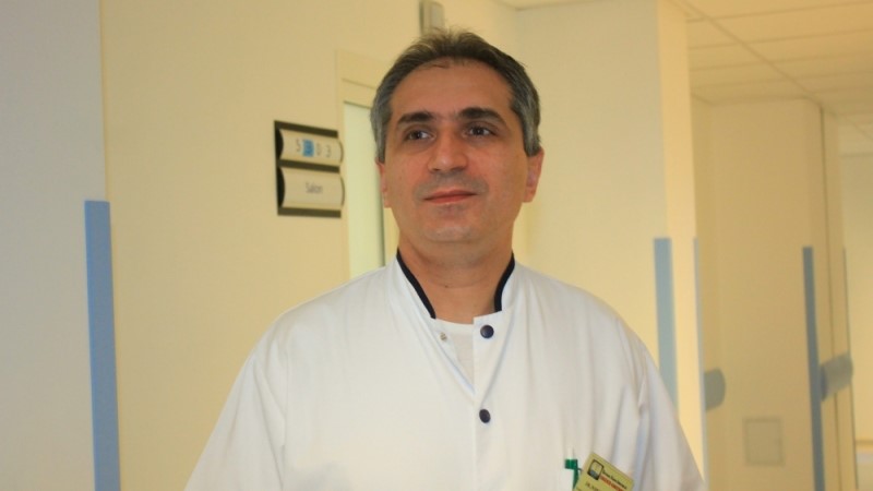Dr. Răzvan Popescu: „Constanţa încearcă să reintre în centrele de top ale chirurgiei laparoscopice” - 15931845617602803413494232239193-1615448127.jpg